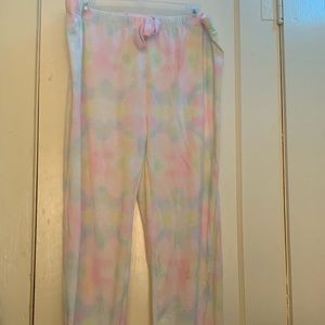 • tie-dye pajama pant